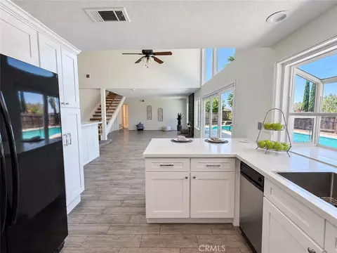 Kitchen - 6257 Danbrook, Riverside, CA 92506 photo 2 of 6