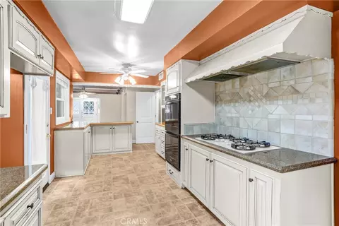 Kitchen - 4450 Beechwood, Riverside, CA 92506 photo 3 of 3