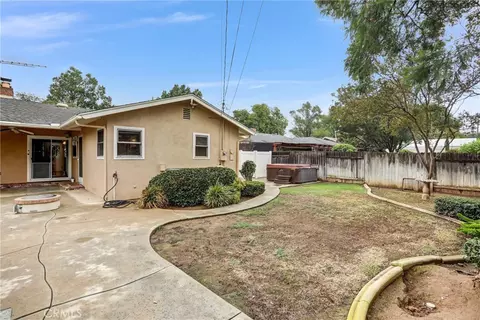Exterior - 4450 Beechwood, Riverside, CA 92506 photo 9 of 10