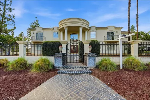 Exterior - 6939 Orozco Dr, Riverside, CA 92506 photo 3 of 10