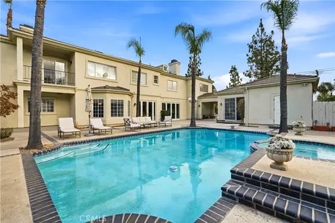 Exterior - 6939 Orozco Dr, Riverside, CA 92506 photo 8 of 10