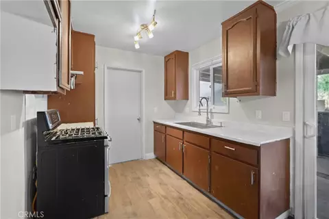Entry Way - 14725 Manzanillo, Cabazon, CA 92230 photo 3 of 4