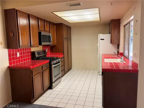 Kitchen - 6631 Wintertree Dr, Riverside, CA 92506 photo 1 of 2