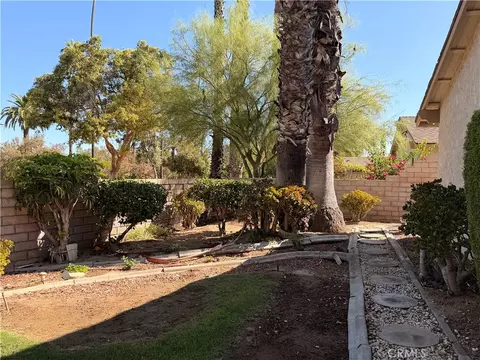 Exterior - 6631 Wintertree Dr, Riverside, CA 92506 photo 5 of 10