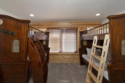 Bedroom - 42324 Eagle Ridge Rd, Big Bear Lake, CA 92315 photo 9 of 10