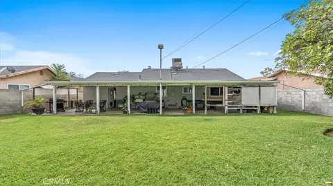 Exterior - 17442 Reed St, Fontana, CA 92336 photo 2 of 5