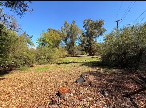 Exterior - 1795 Prince Albert, Riverside, CA 92507 photo 5 of 7