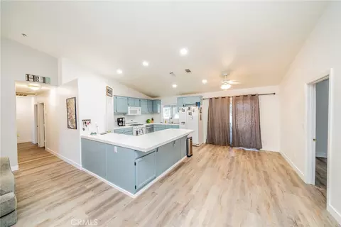 Entry Way - 11940 Pacific, Phelan, CA 92371 photo 2 of 2
