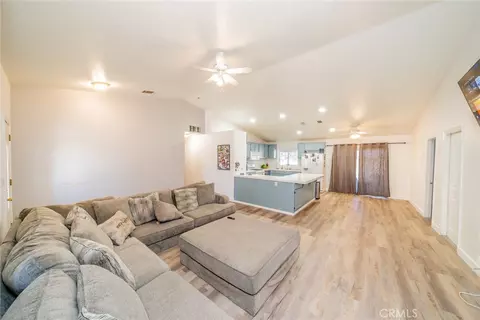 Entry Way - 11940 Pacific, Phelan, CA 92371 photo 1 of 2