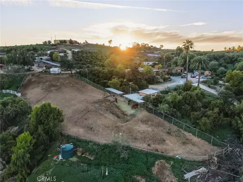 View/Area - 17575 Wicker, Riverside, CA 92504 photo 8 of 24