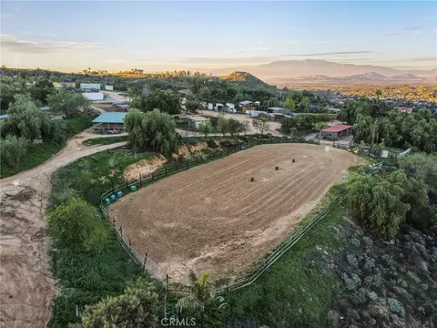 View/Area - 17575 Wicker, Riverside, CA 92504 photo 4 of 24