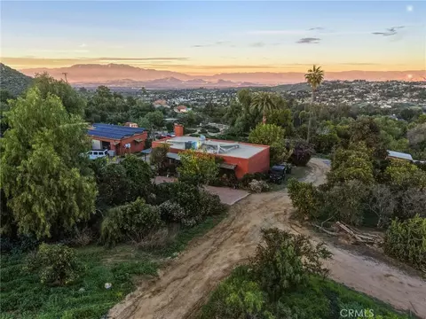 View/Area - 17575 Wicker, Riverside, CA 92504 photo 2 of 24