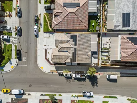 View/Area - 718 Torrey Ct, Perris, CA 92571 photo 1 of 6