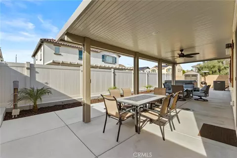 Exterior - 718 Torrey Ct, Perris, CA 92571 photo 5 of 6