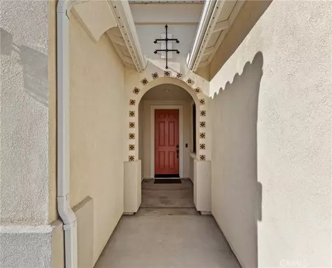Entry Way - 718 Torrey Ct, Perris, CA 92571 photo 1 of 5