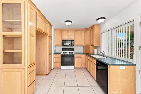 Kitchen - 2877 Sulky Ct, Riverside, CA 92504 photo 1 of 5
