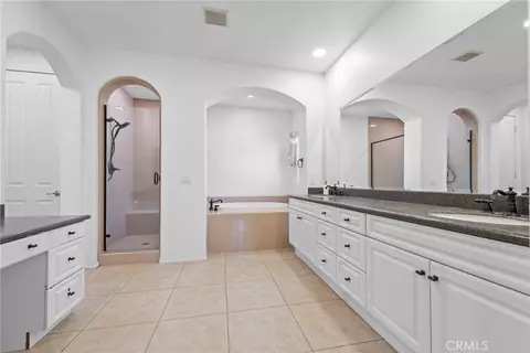 Bath - 11912 Abington St, Riverside, CA 92503 photo 2 of 5
