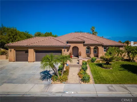 Exterior - 11912 Abington St, Riverside, CA 92503 photo 7 of 19