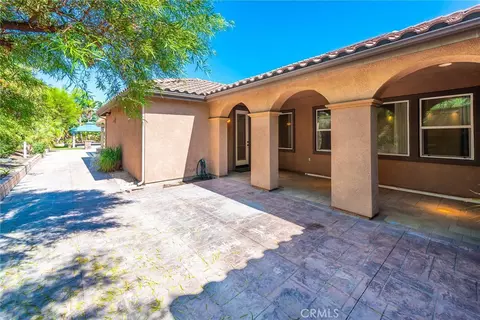 Exterior - 11912 Abington St, Riverside, CA 92503 photo 12 of 19