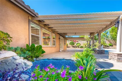 Exterior - 11912 Abington St, Riverside, CA 92503 photo 10 of 19