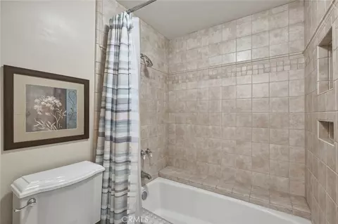 Bath - 5872 Shaker, Riverside, CA 92506 photo 4 of 7