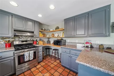 Kitchen - 4535 Albion Dr, Riverside, CA 92503 photo 4 of 8