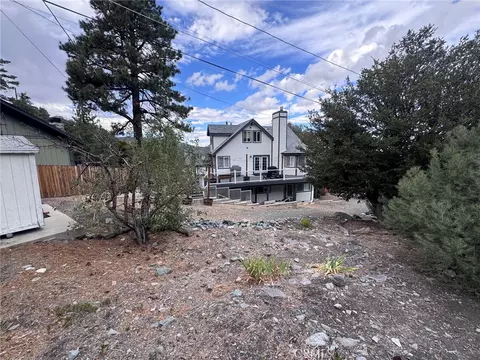 Exterior - 5260 Desert View Ln, Wrightwood, CA 92397 photo 11 of 13