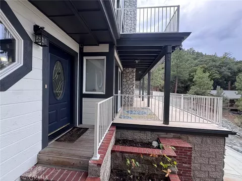 Exterior - 5260 Desert View Ln, Wrightwood, CA 92397 photo 5 of 13