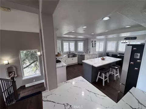 Kitchen - 5260 Desert View Ln, Wrightwood, CA 92397 photo 1 of 6