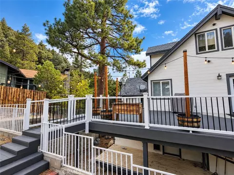 Exterior - 5260 Desert View Ln, Wrightwood, CA 92397 photo 7 of 13