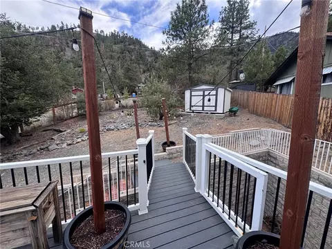 Exterior - 5260 Desert View Ln, Wrightwood, CA 92397 photo 9 of 13