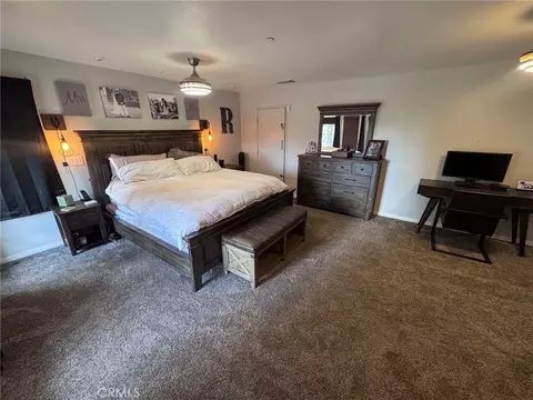 Bedroom - 5260 Desert View Ln, Wrightwood, CA 92397 photo 7 of 9