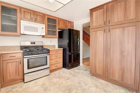 Kitchen - 6624 Banyan, Riverside, CA 92506 photo 4 of 6
