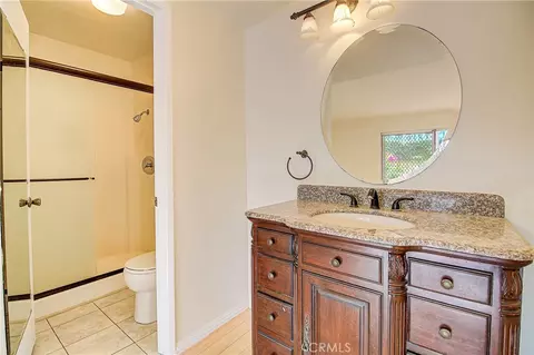 Bath - 6624 Banyan, Riverside, CA 92506 photo 1 of 3