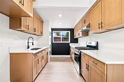 Kitchen - 663 E Margarita, Rialto, CA 92376 photo 2 of 3