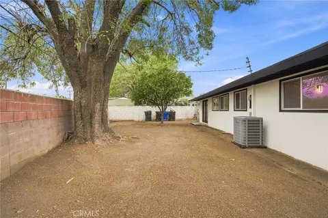 Exterior - 663 E Margarita, Rialto, CA 92376 photo 6 of 9