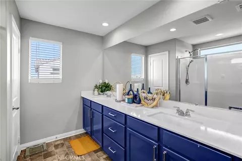 Entry Way - 4570 Eagle Ave, Perris, CA 92571 photo 5 of 6