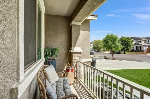 Exterior - 4570 Eagle Ave, Perris, CA 92571 photo 3 of 13