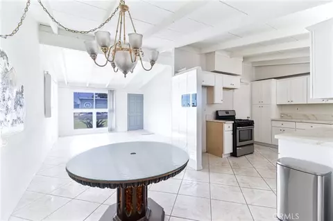 Dining - 825 N Lilac Ave, Rialto, CA 92376 photo 3 of 3