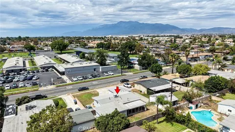 View/Area - 825 N Lilac Ave, Rialto, CA 92376 photo 4 of 7