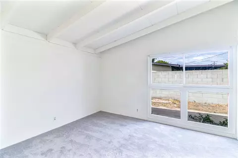 Bedroom - 825 N Lilac Ave, Rialto, CA 92376 photo 3 of 4