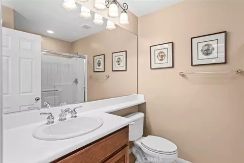 Bath - 1712 Partridge Ave, Upland, CA 91784 photo 1 of 3