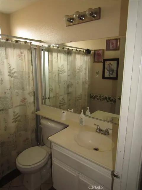Bath - 1796 Wilson, Perris, CA 92571 photo 1 of 3