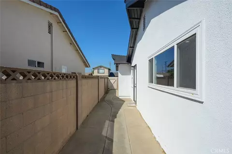 Entry Way - 6692 Sutton, Westminster, CA 92683 photo 3 of 4