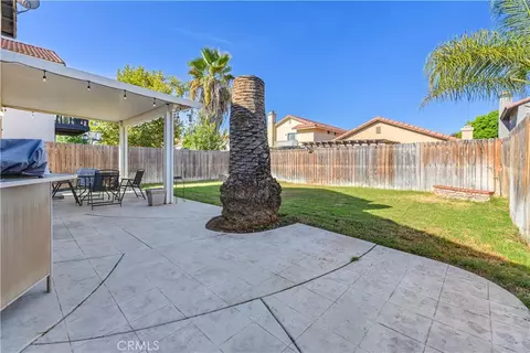 Exterior - 642 Wilson Ave, Perris, CA 92571 photo 2 of 4