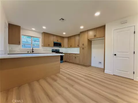Kitchen - 5138 Challen Ave, Riverside, CA 92503 photo 1 of 5
