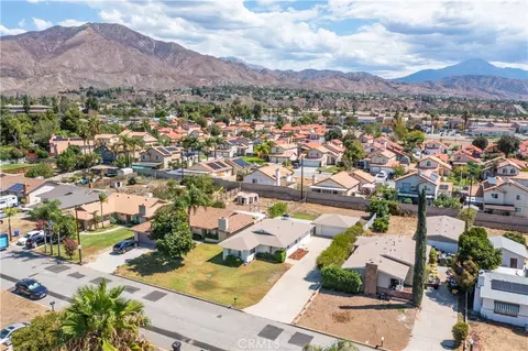 View/Area - 7195 Seine, Highland, CA 92346 photo 2 of 6