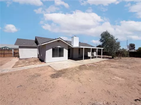Exterior - 13561 Glacier, Hesperia, CA 92345 photo 2 of 4