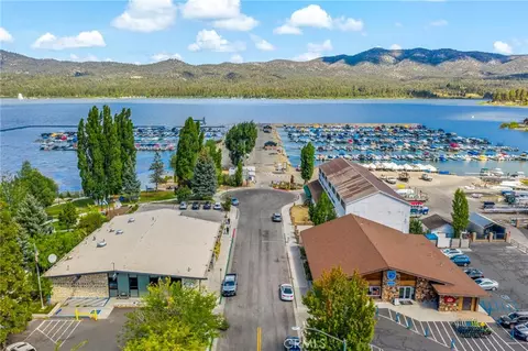 Exterior - 432 E Mountain View Blvd, Big Bear City, CA 92314 photo 7 of 8