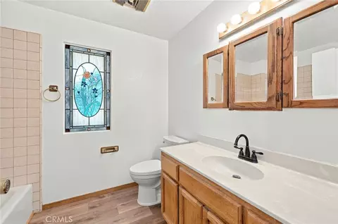 Bath - 432 E Mountain View Blvd, Big Bear City, CA 92314 photo 1 of 3